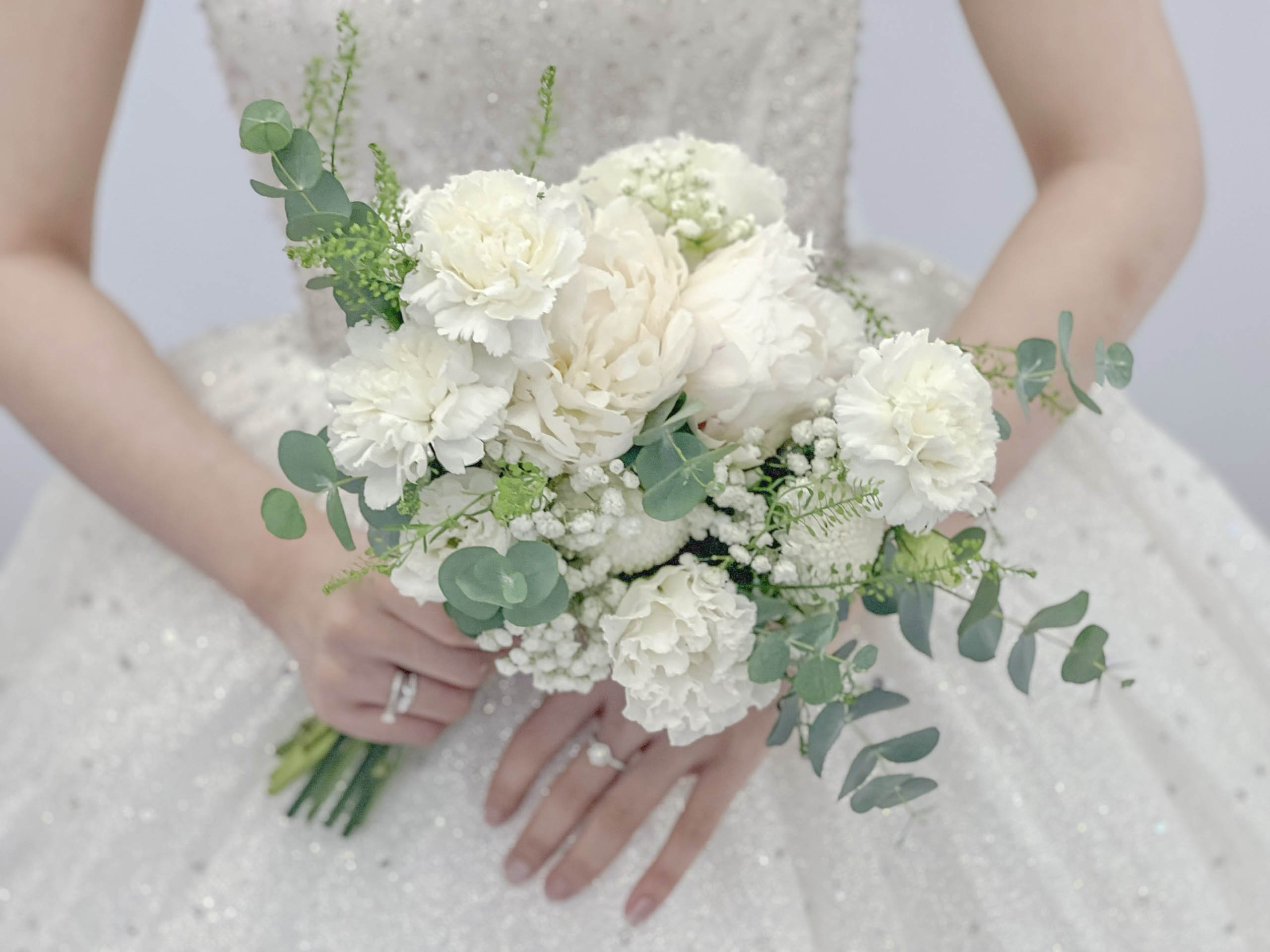 HOA MẪU ĐƠN TRẮNG