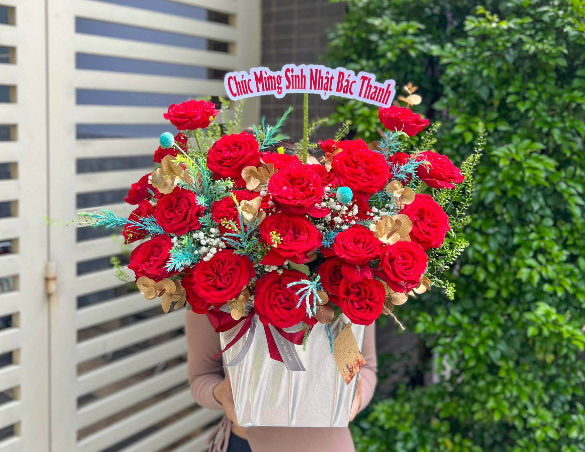 HỘP HOA HỒNG ĐỎ OHARA - GH38