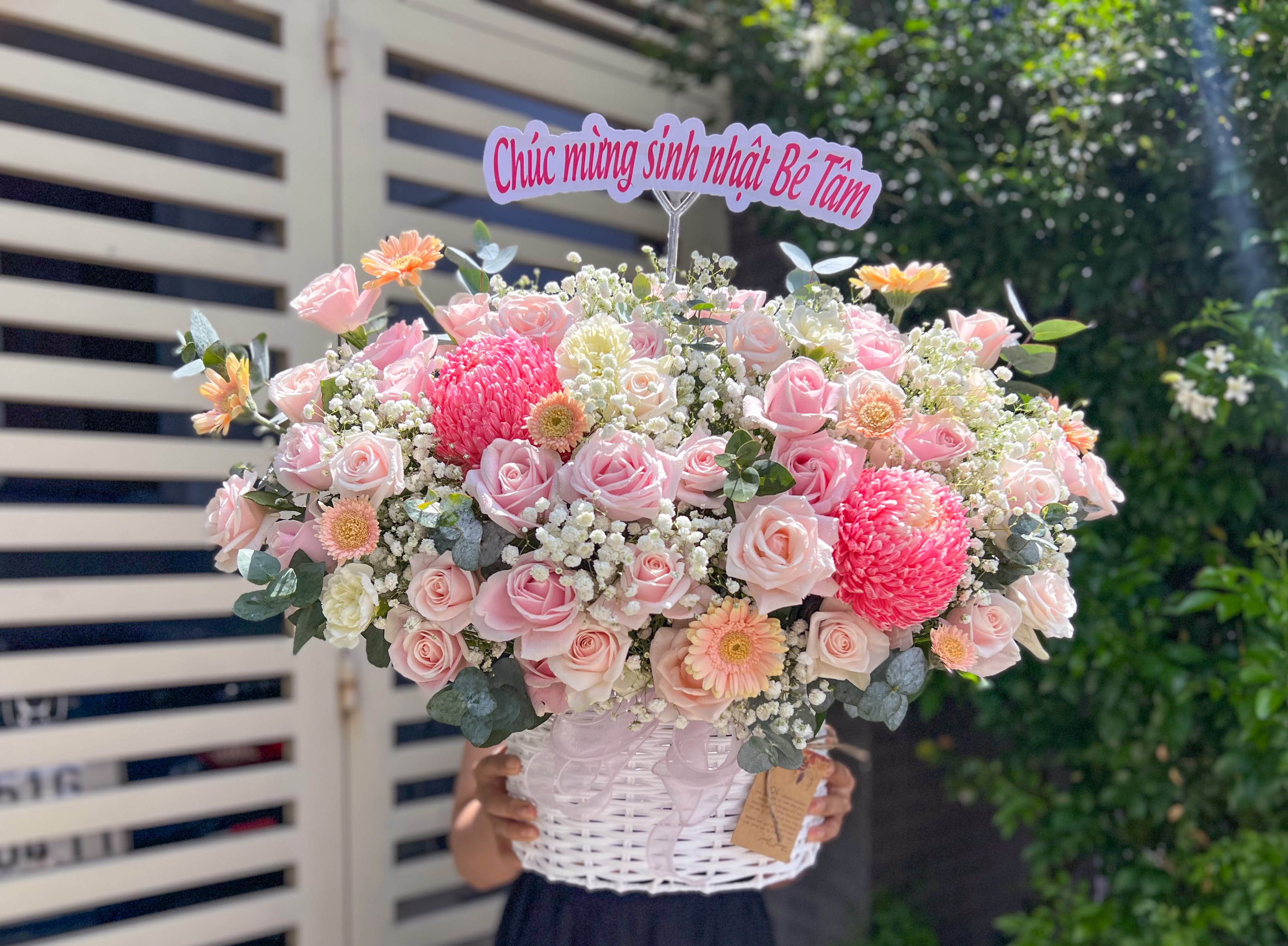 GIỎ HOA TONE HỒNG MIX CÚC MẪU ĐƠN SIZE LỚN - GH62