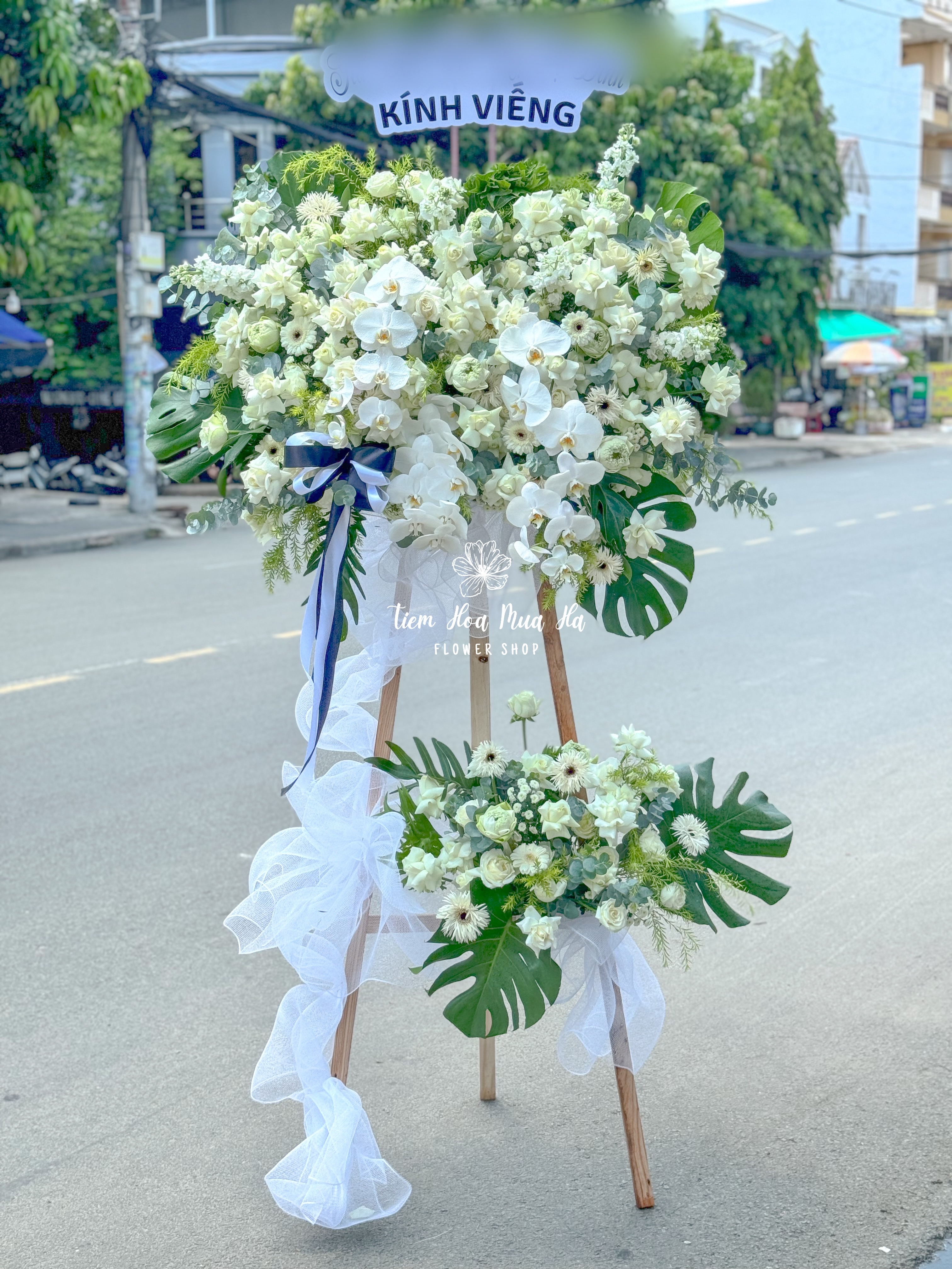 KỆ HOA CHIA BUỒN - KCB64