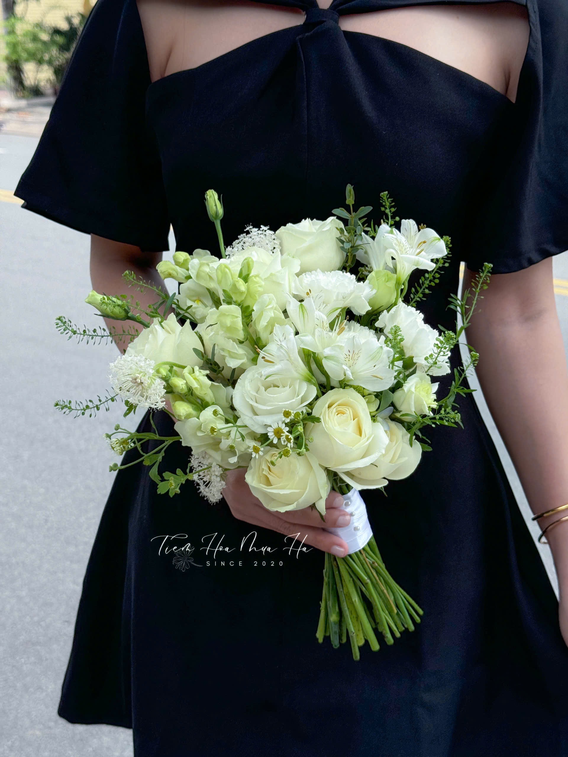 HOA CƯỚI 8